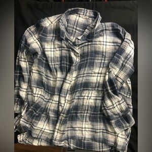 American Eagle button up flannel size L